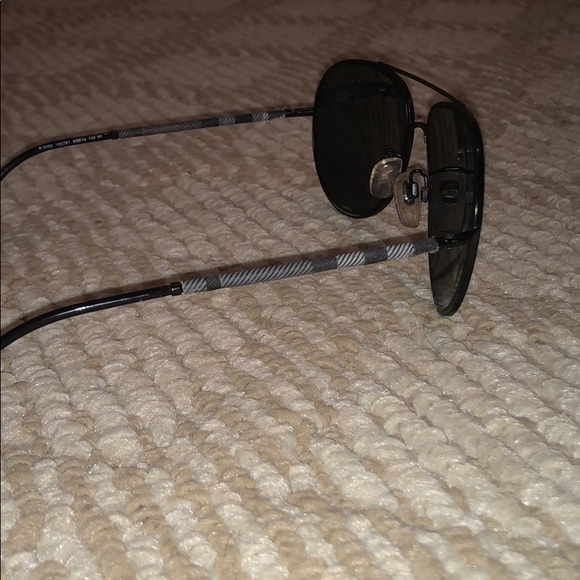 BURBERRY SUNGLASSES - Picture 5 of 8